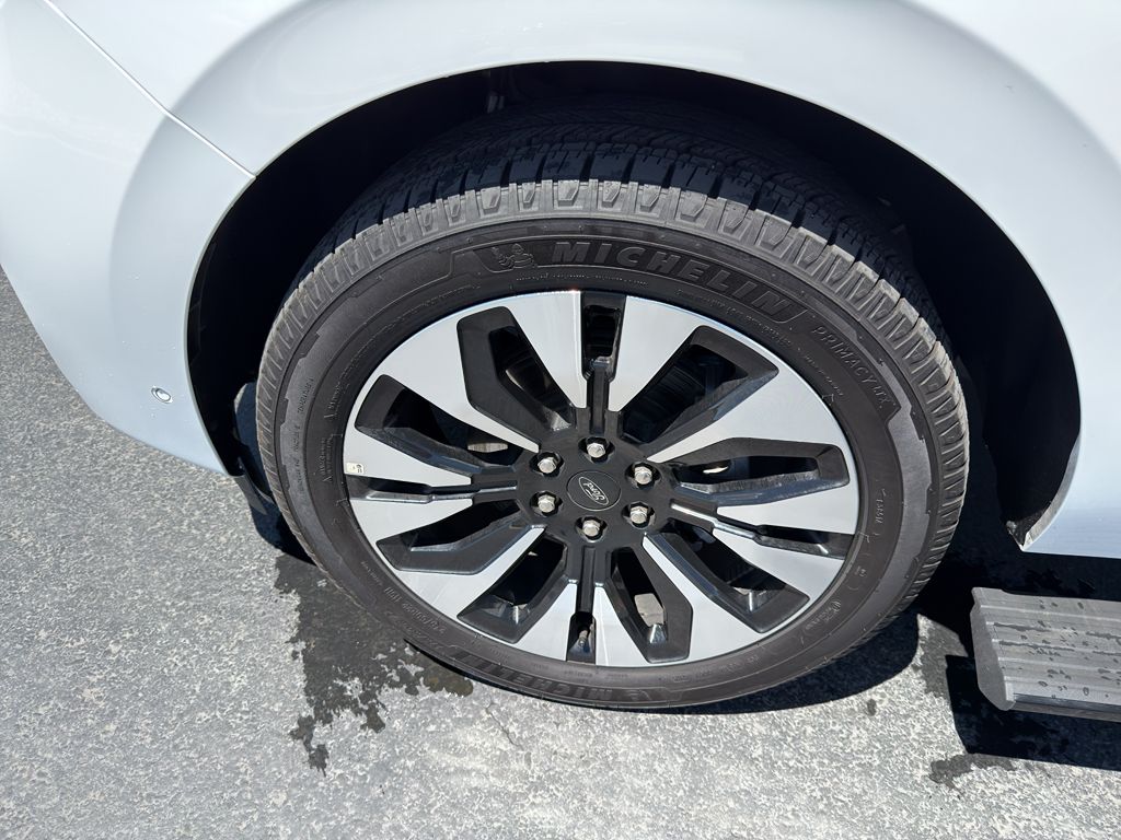 Main image 42