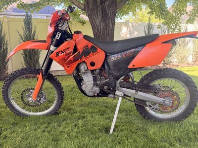 2006 KTM 525 EXC Dirt Bike