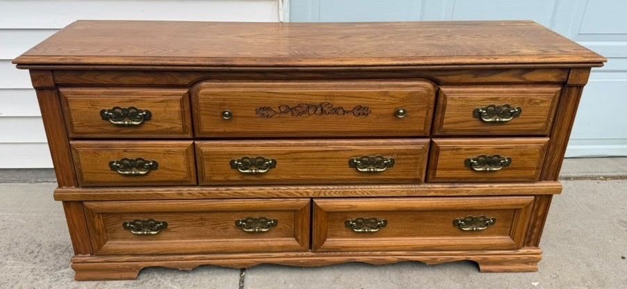 Solid dresser