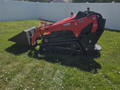 2026 SDLOOL SL-V1000 Mini skid steer loader.