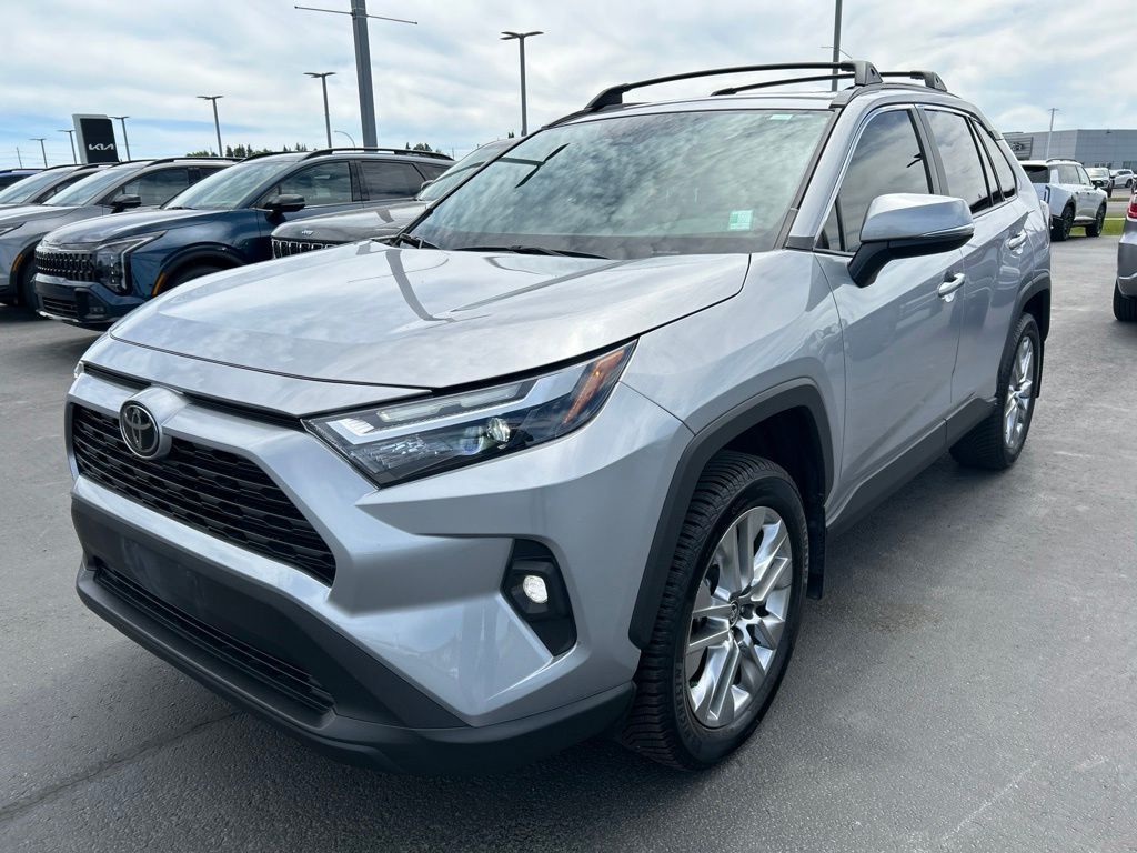 2022 Toyota RAV4 XLE Premium