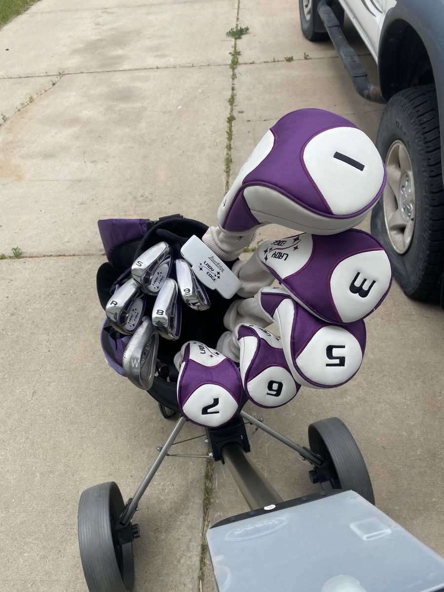 Lady Edge golf clubs full set $175 or best offer must sell no room to keep