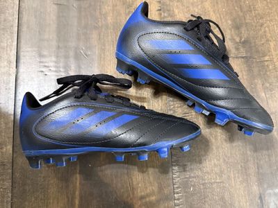 Boys size 12 Adidas Soccer Cleats