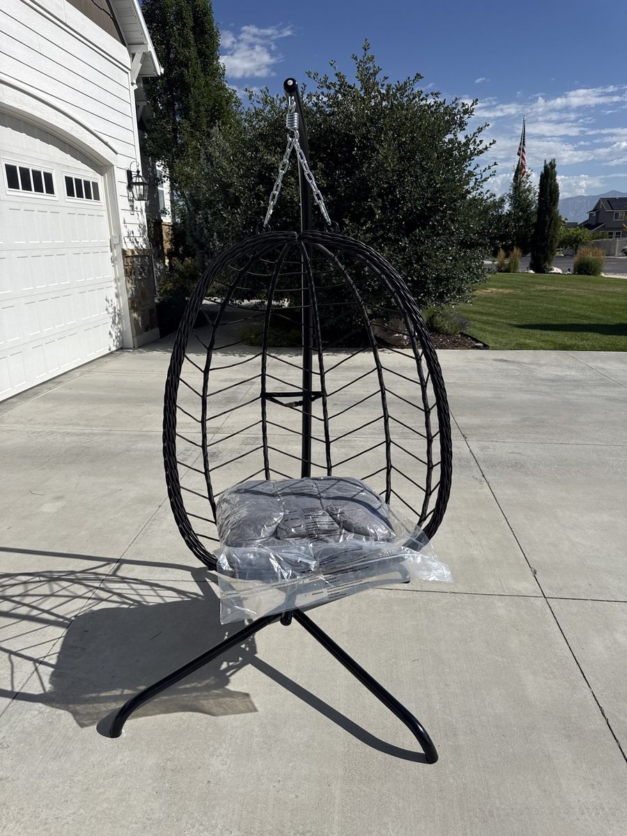 Black Outdoor Wicker Hanging Egg Chair with Stand & Cushions - Patio Swing