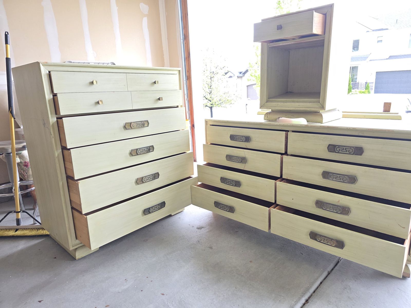 Mid-Century Modern Fusion Bedroom Furniture Set