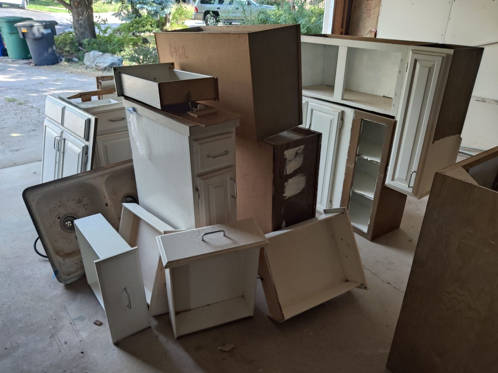FREE - Various Base and Upper Cabinets, Bath storage and vanities