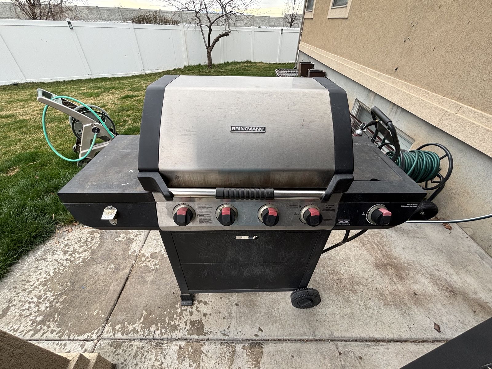 Brinkman 4 Burner With Side Burner Gas Grill