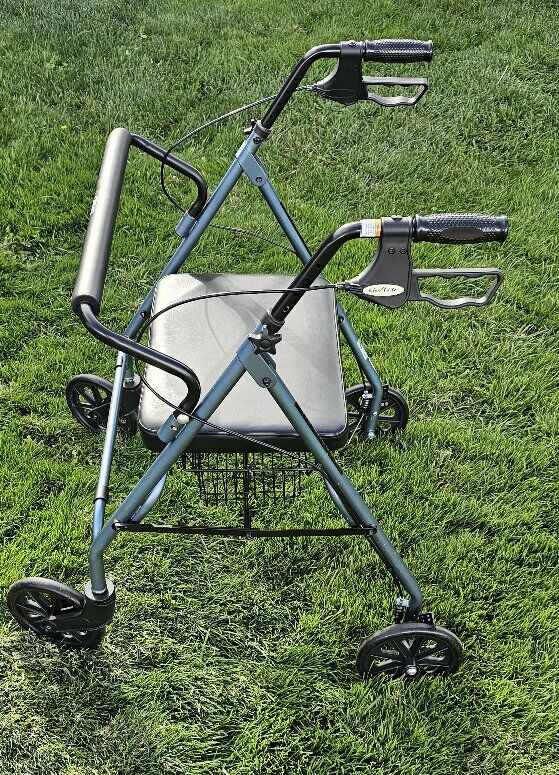 Rollator GoLite Extra Wide 500lbs