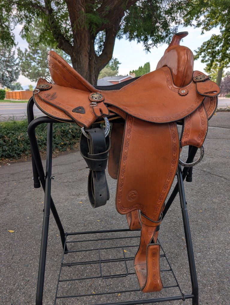Allegany Mountain Saddlery trail saddle, excellent condition
