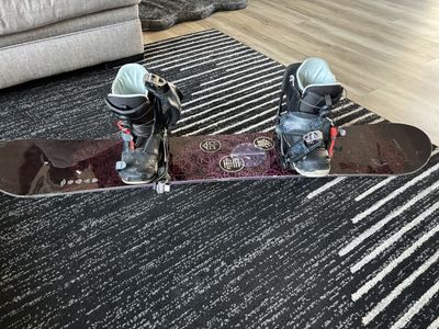 Womens Snowboard Bondings & Boots