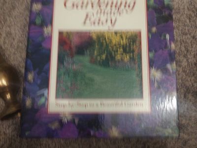 Gardening made easy step by step to a beautiful garden. book