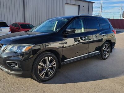 2018 Nissan Pathfinder Platinum