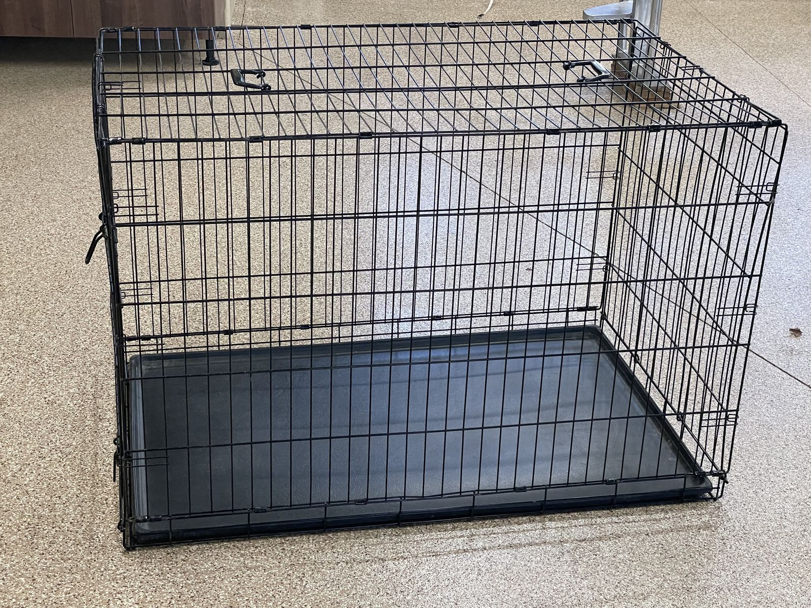 Dog kennel