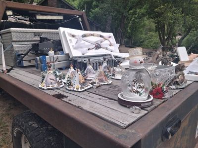 Thomas Kinkade collectibles