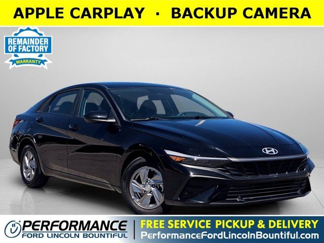 2024 Hyundai Elantra SE