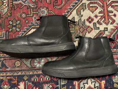 Keen Blk Leather Boots 7.5D M, 9.5D W Wide