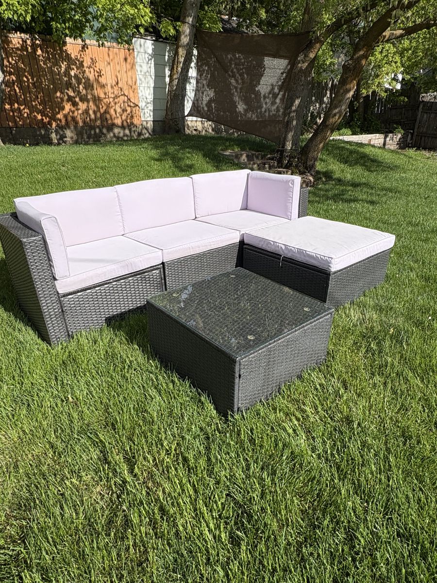 5 Piece Patio Furniture Set