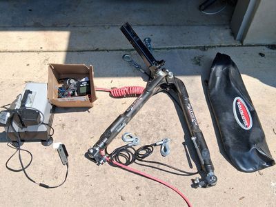 Roadmaster flat tow hitch and break system