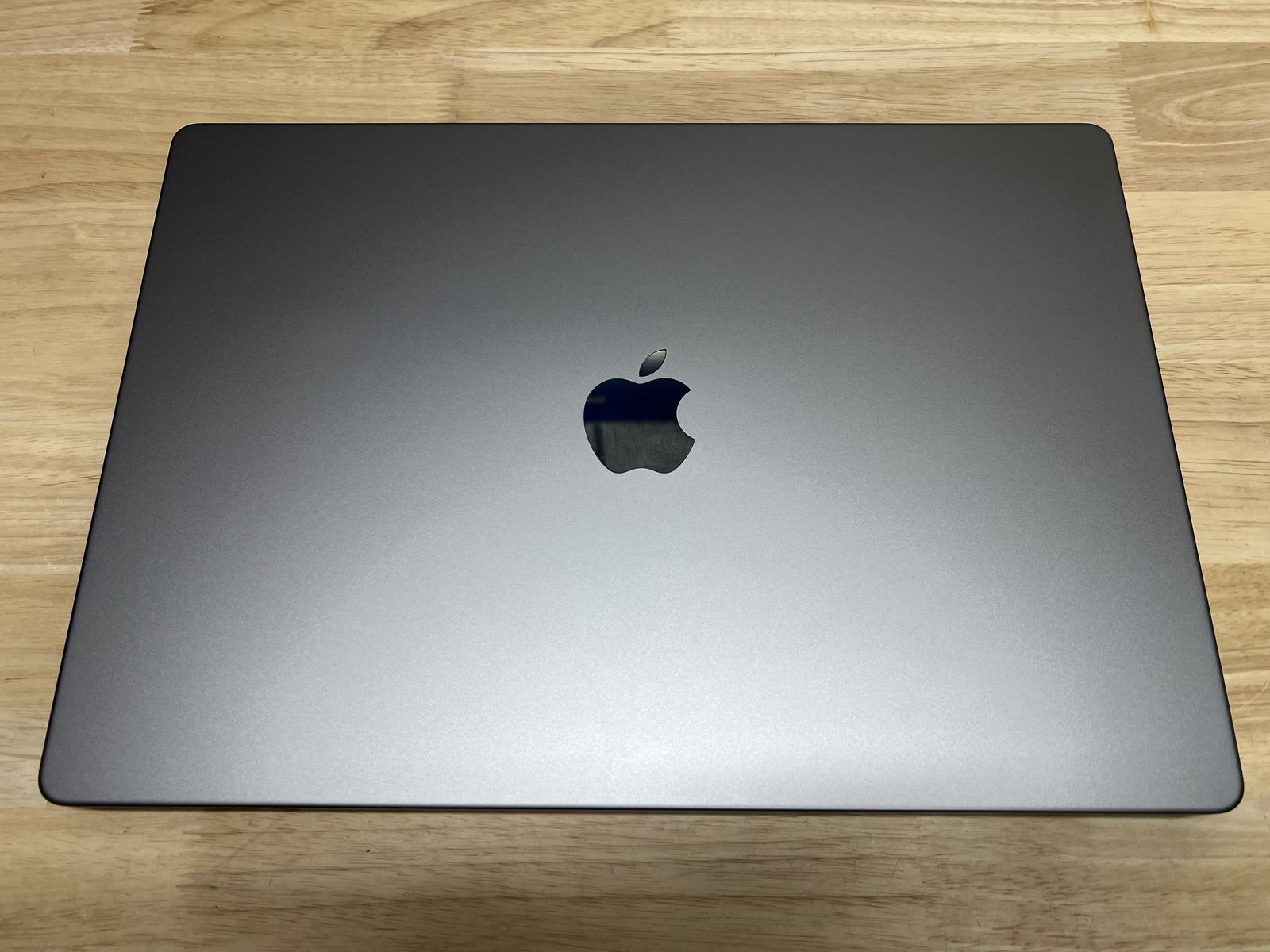 16" Apple Macbook Pro - M1 Pro - 16GB Memory - 1TB Storage - Space Gray