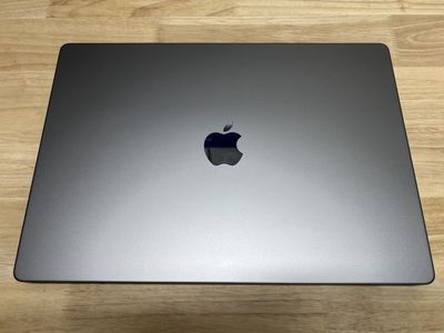 16" Apple Macbook Pro - M1 Pro - 16GB Memory - 1TB Storage - Space Gray