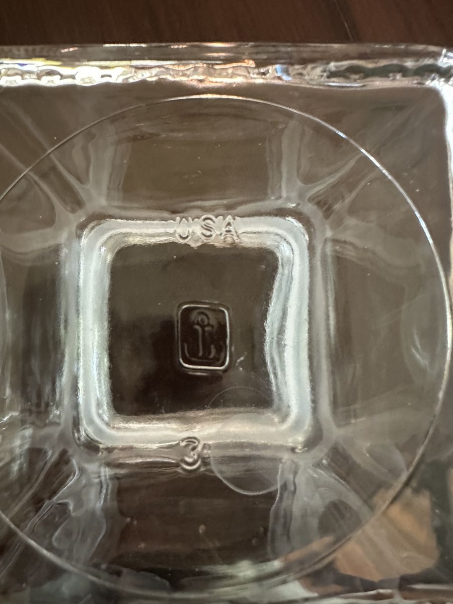 Main image 10
