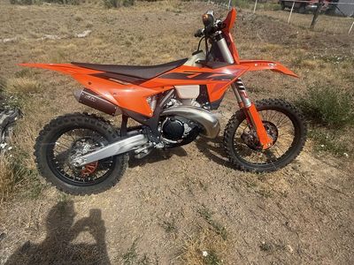 KTM xc 250 Dirt Bike - Orange, 2-Stroke, Excellent Condition