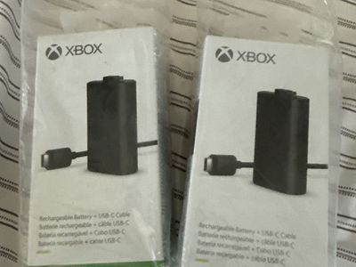 Xbox Rechargeable Battery + USB-C Cable - Official Microsoft Controller Power Pack