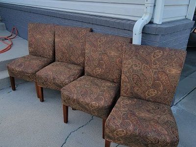 set of 4 chairs