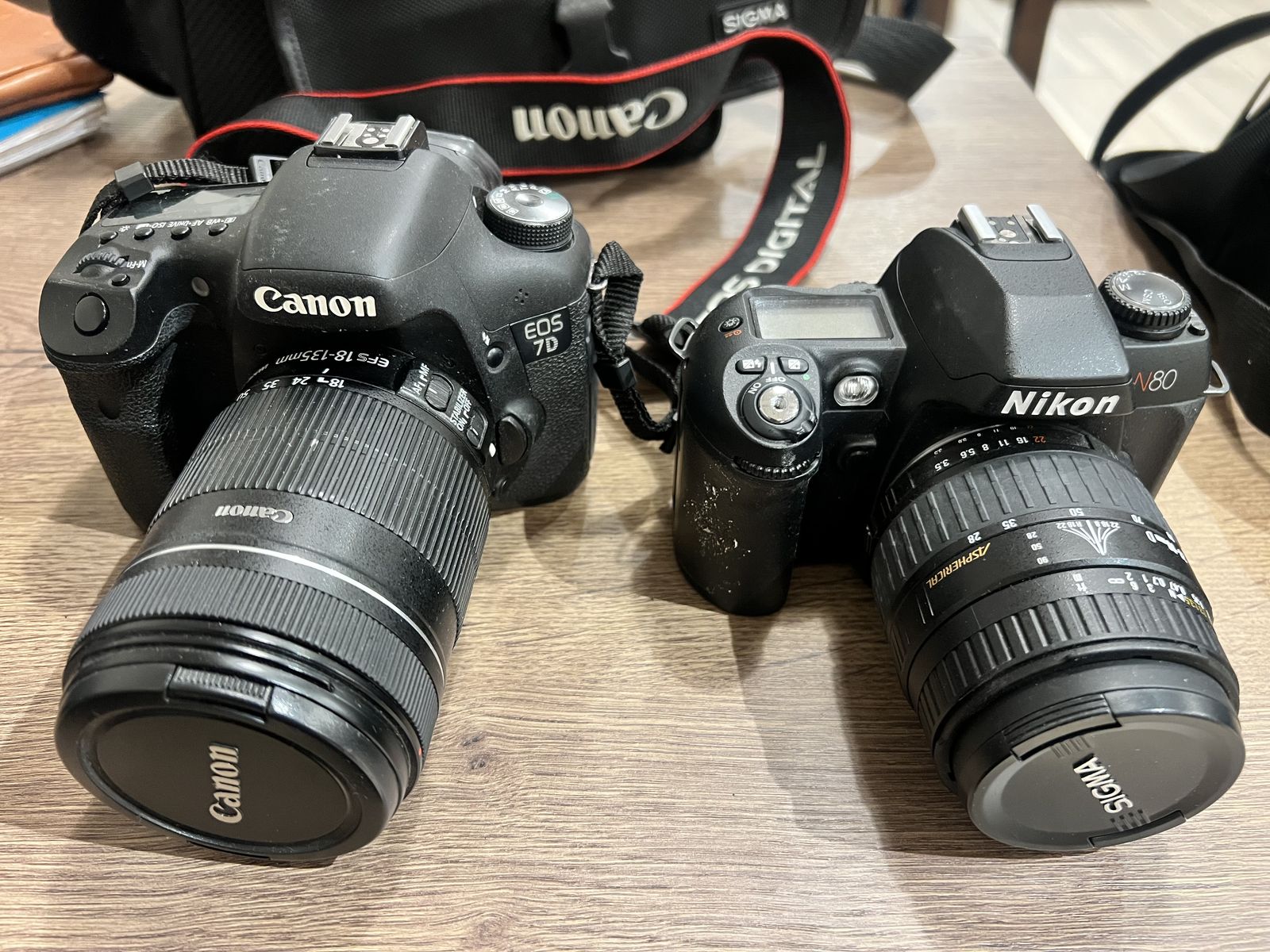 Canon• Nikon• Bags•Accessories •Lenses $400 for all