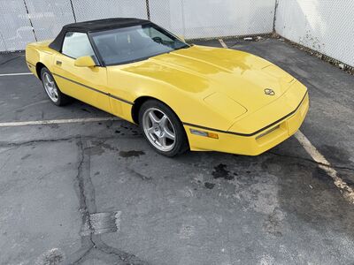 1986 CHEVROLET CORVETTE Indy Pace Car Edition