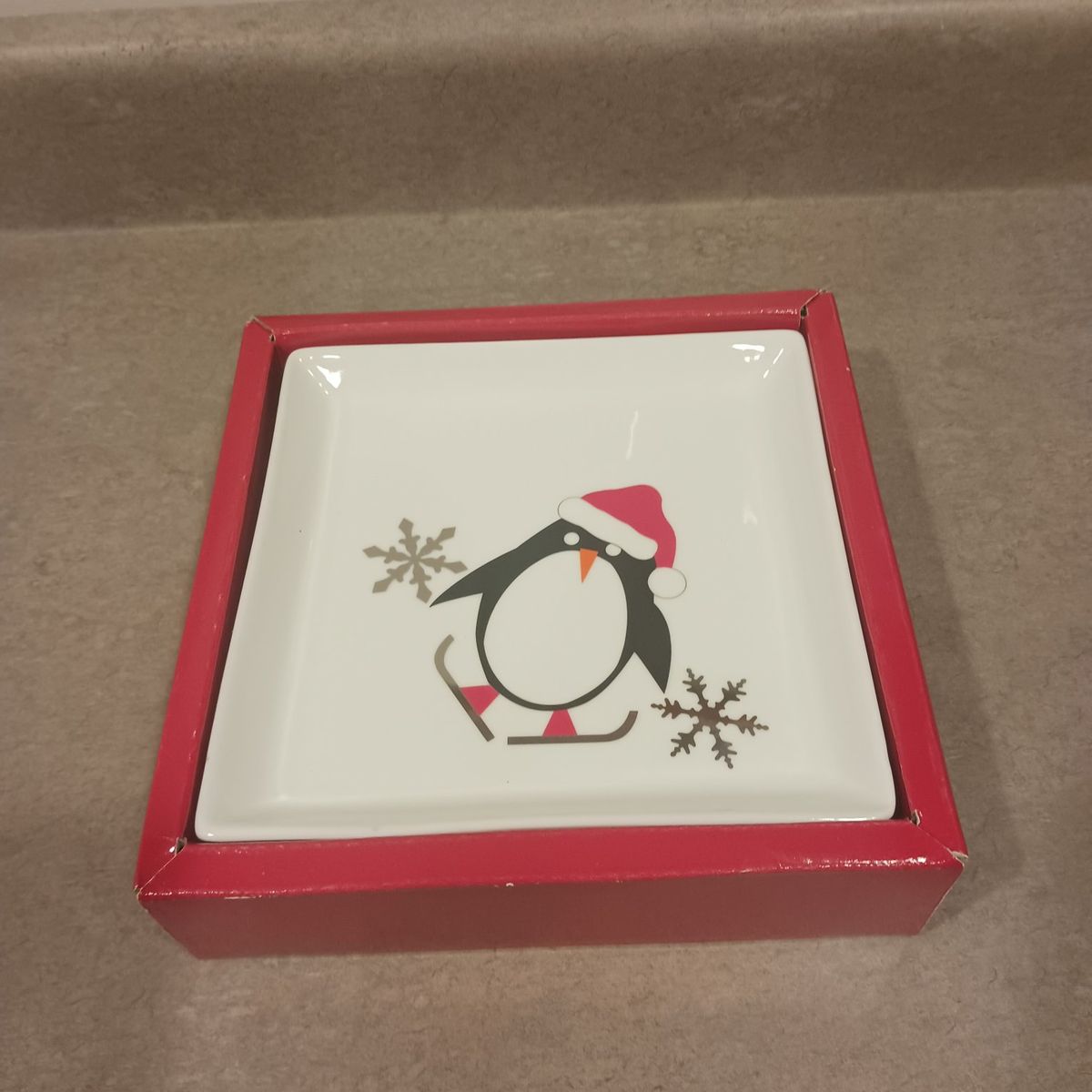 Set of 4 square ceramic Christmas Penguin plates