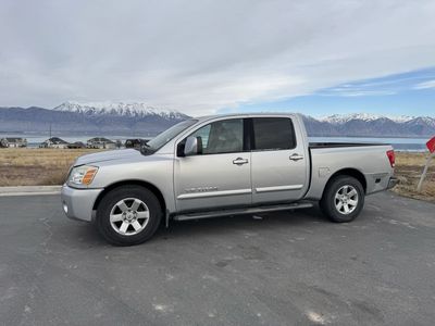 2005 NISSAN TITAN LE