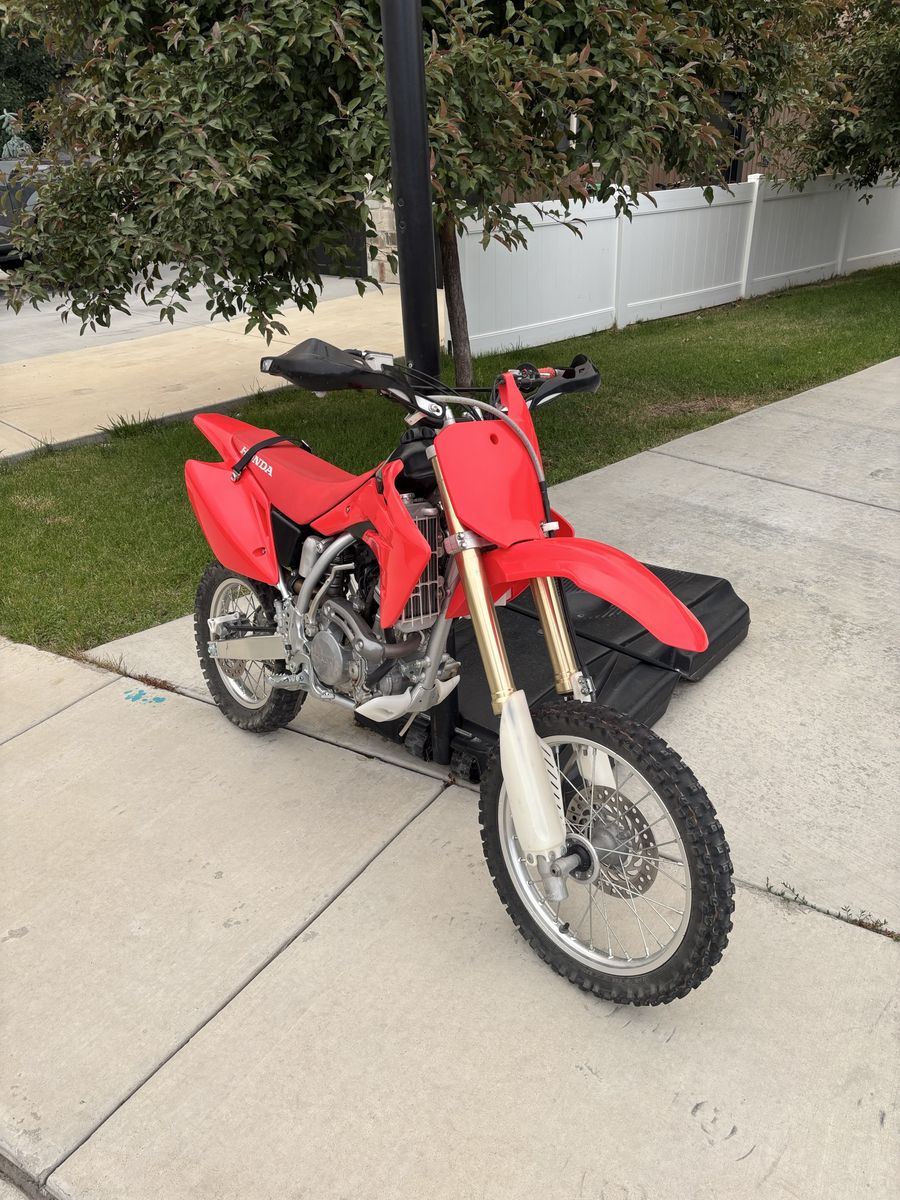 CRF150R