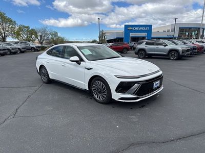 2025 Hyundai SONATA Hybrid SEL