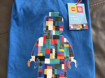NWT Men’s Lego Minecraft Medium T-Shirt