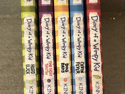Diary of a Wimpy Kid-set of 5 books