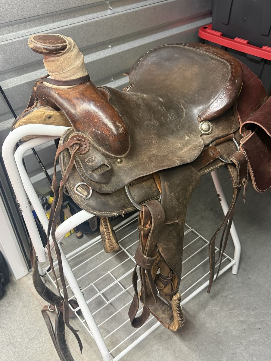 16” Ranch saddle