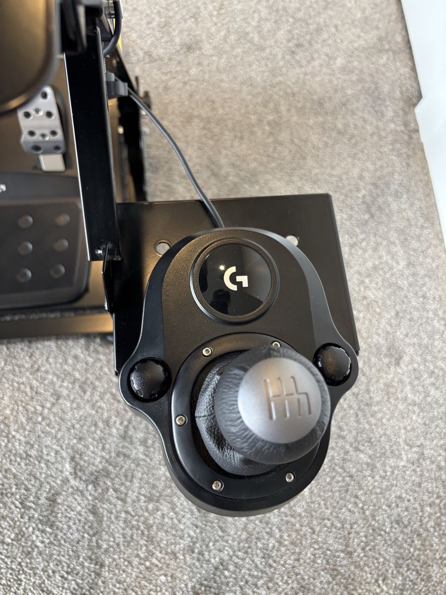 Main image 7