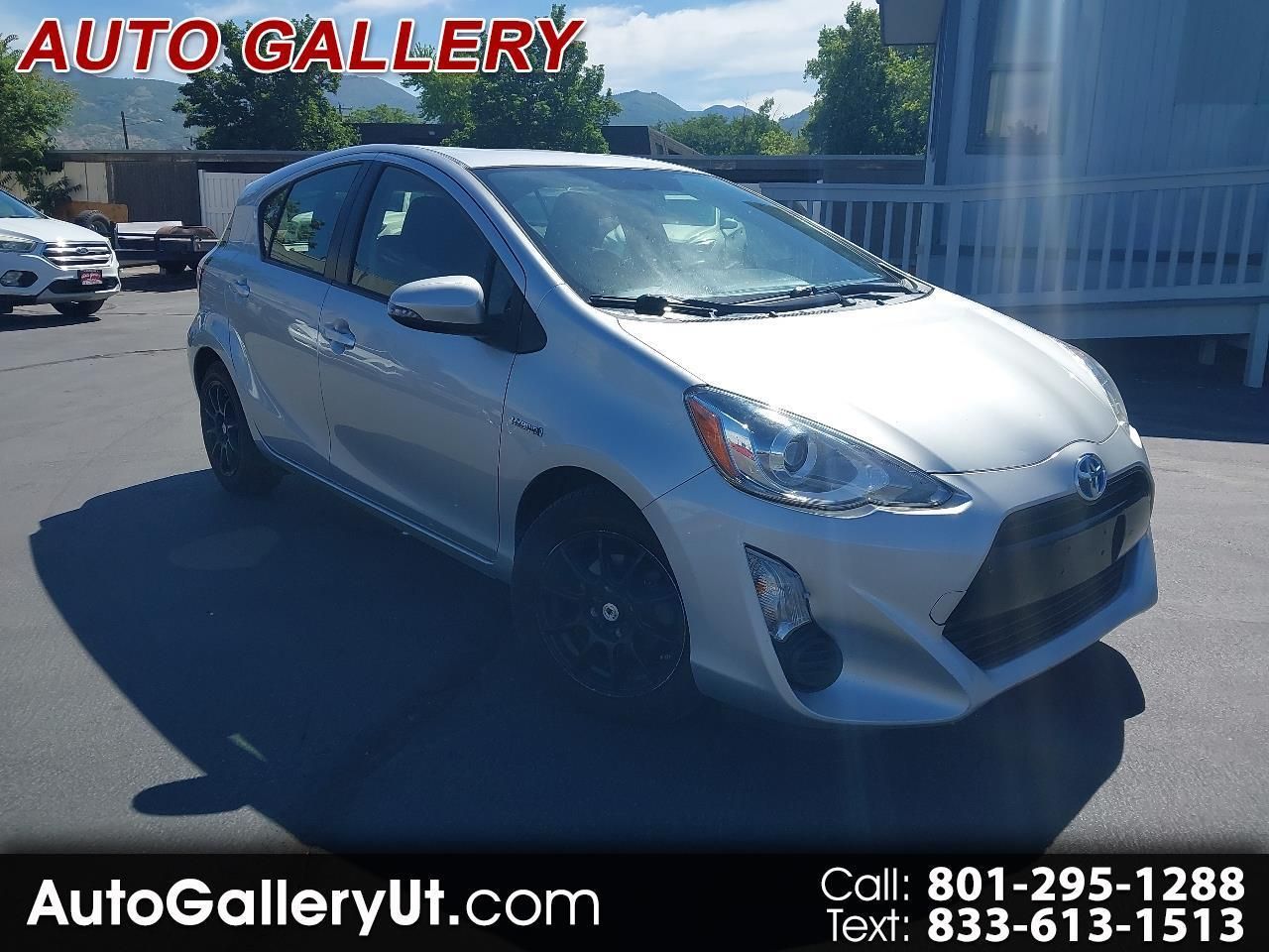 2015 Toyota Prius C Two