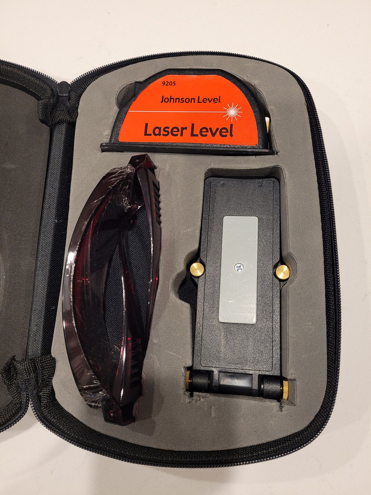 HUSKY Lazer Level NEW #9205