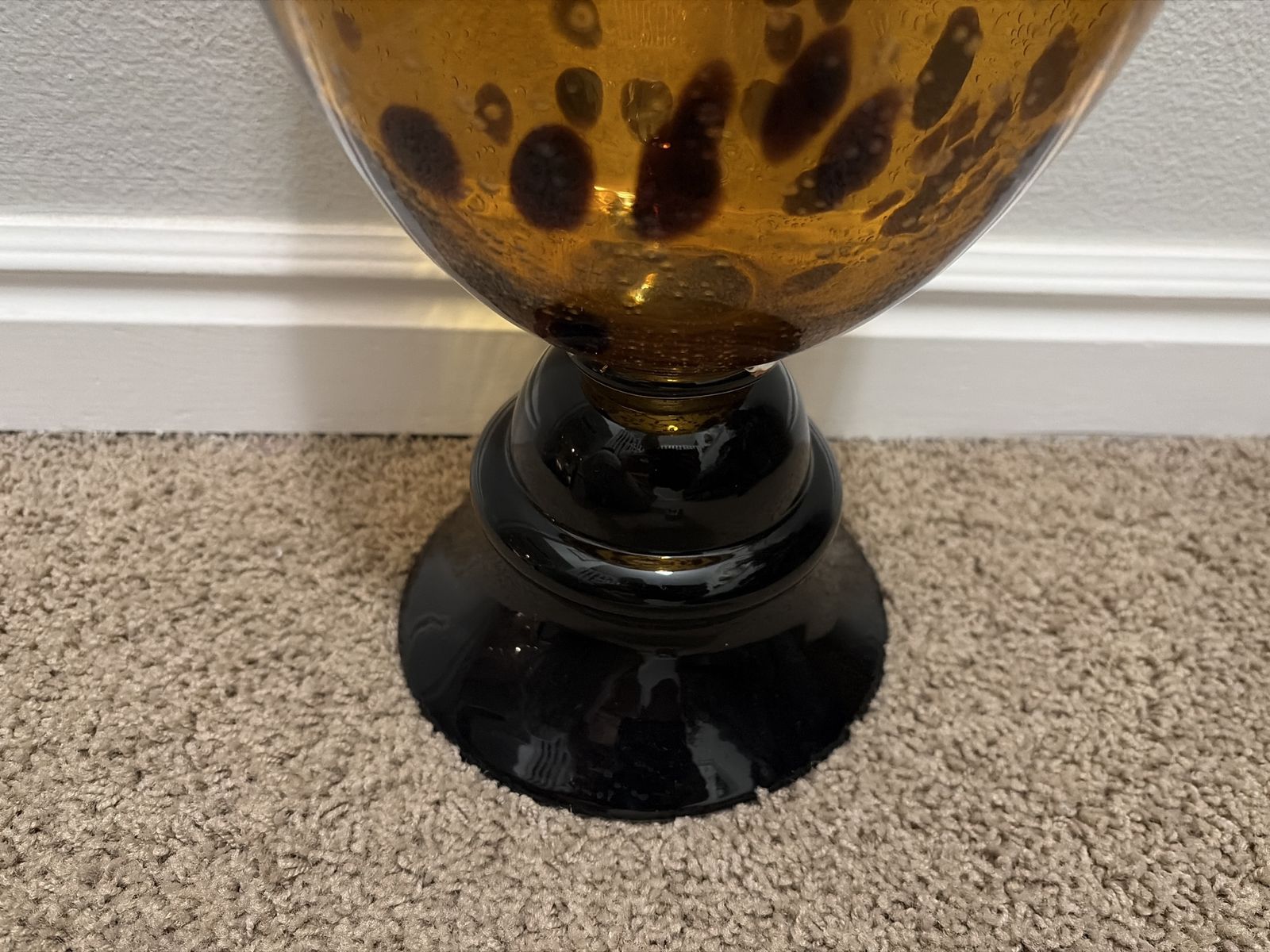 Main image 3