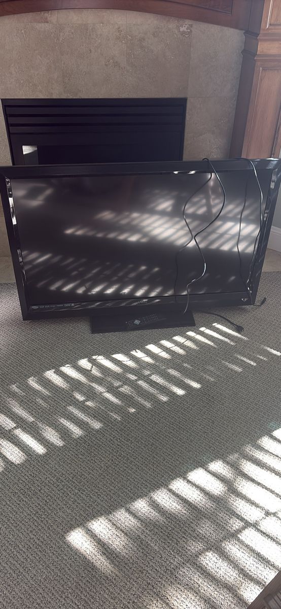 46” Vizio TV in perfect condition for sale $20