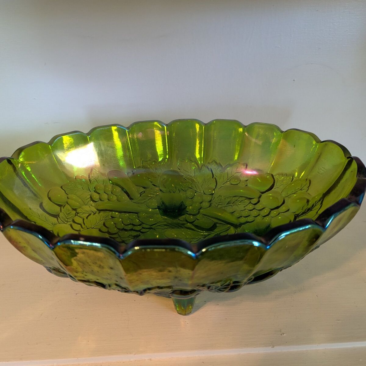 Indiana green  Carnival Glass bowl