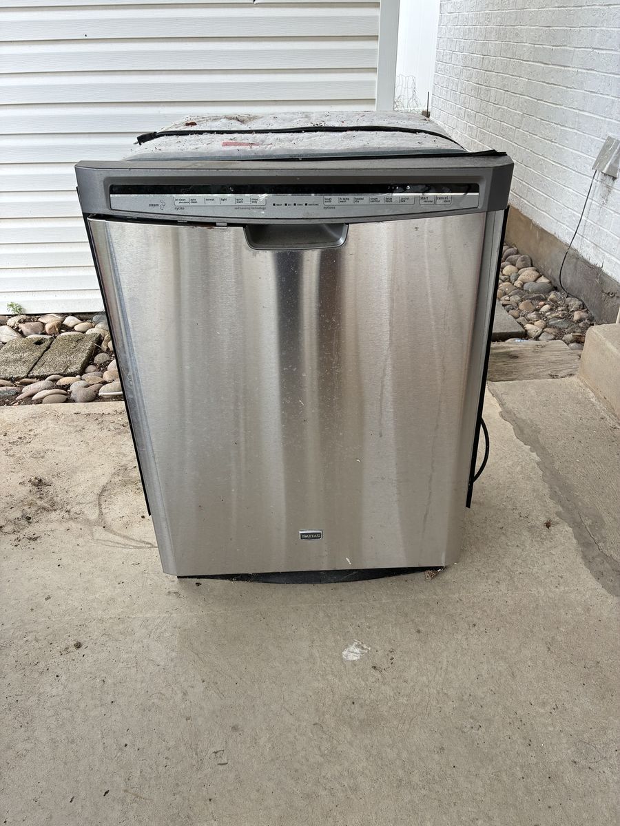 Maytag dishwasher