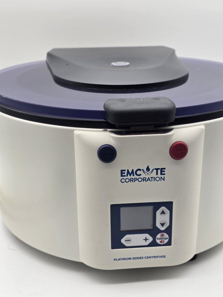 EmCyte CM-8 Centrifuge (PurePRP SP) - ONLY 24 LIFETIME HOURS