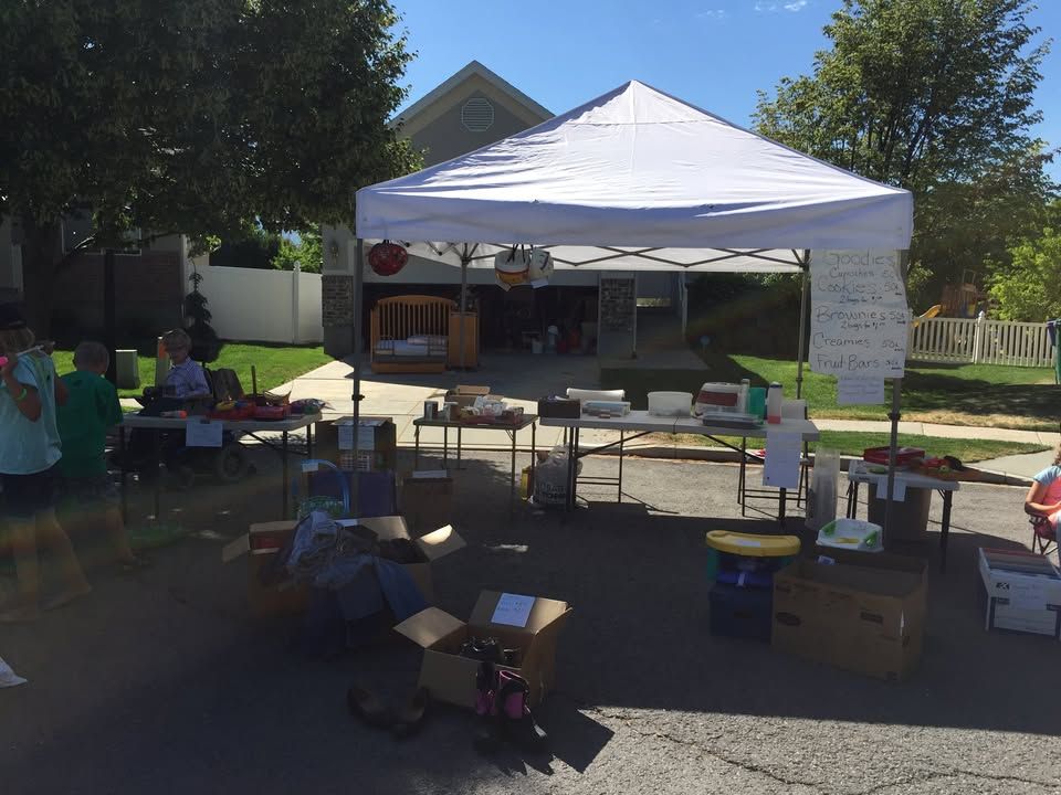 Neighborhood Yard Sale    Saturday, May 30  7-12 noon