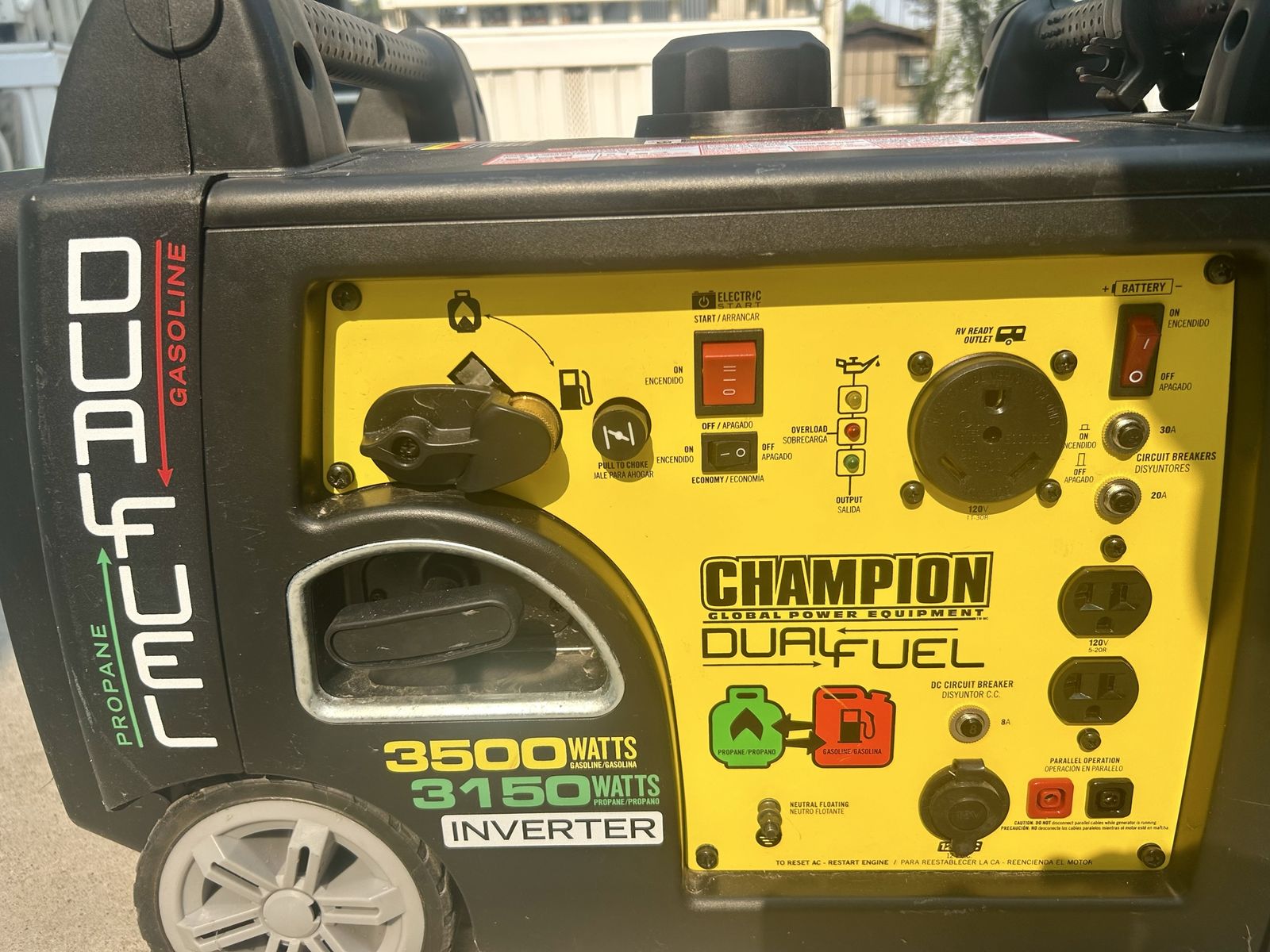 Champion 3500 Watt Dual Fuel Electric Start Generator