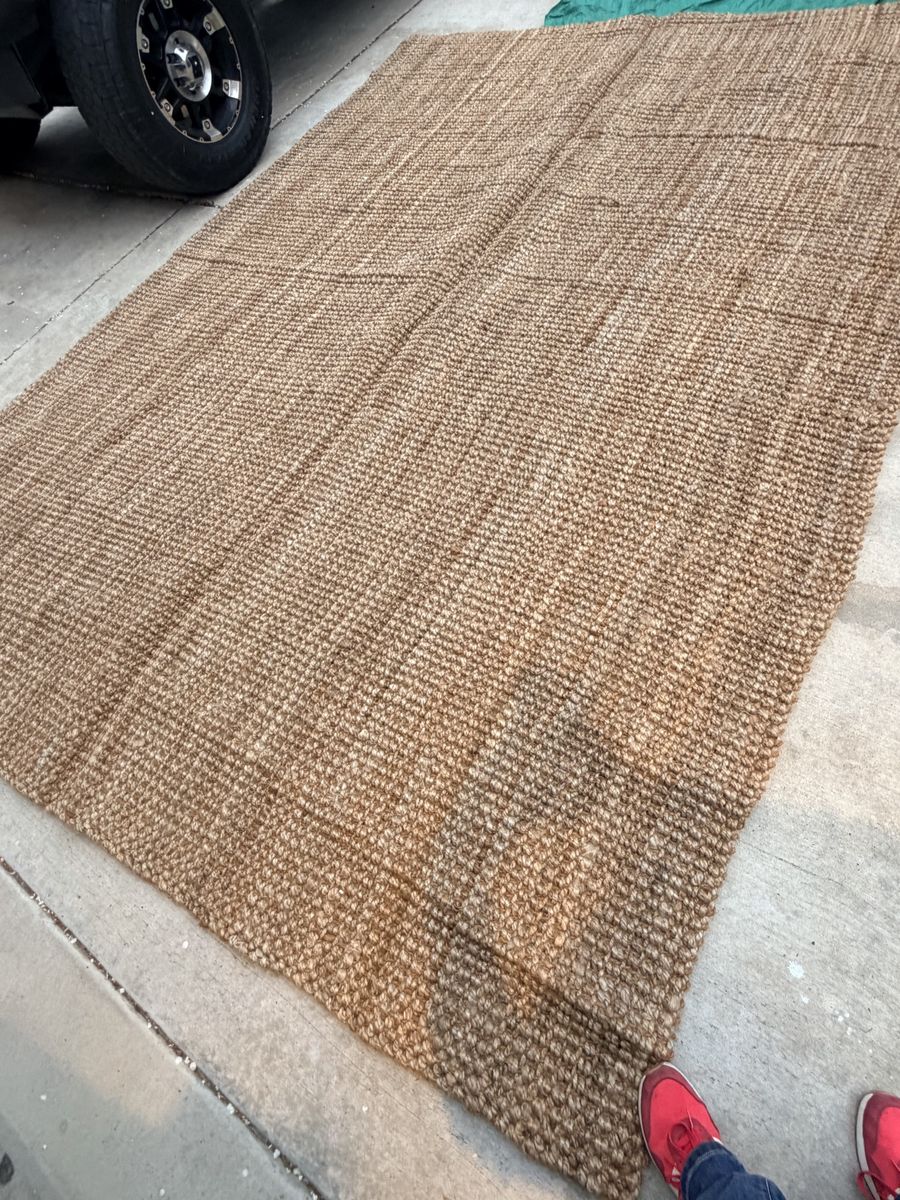 New. Gorgeous 9x12 Jute Area Rug