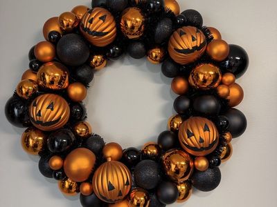 Halloween Pumpkin & Bauble Wreath - Black & Metallic Orange Door Decor