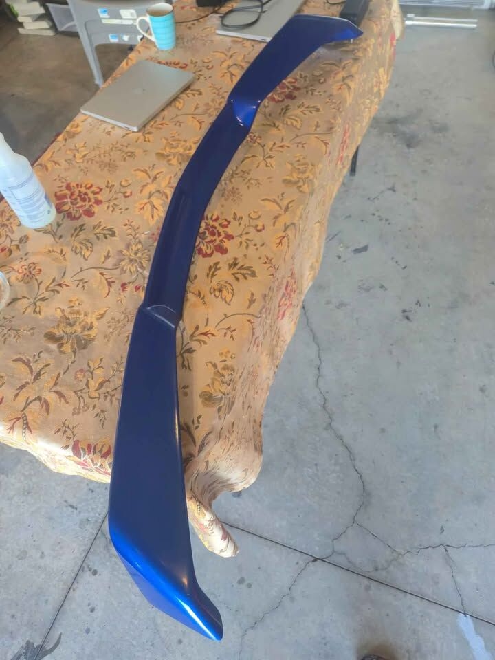 Blue Corvette c8 z51 OEM Original rear spoiler